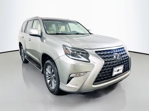 Used 2020 Lexus GX 460 Premium w/ Premium Package AWD/4WD image 3