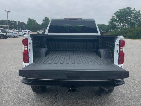 New 2026 Chevrolet Silverado 2500 Custom w/ Z71 Off-Road Package AWD/4WD image 13