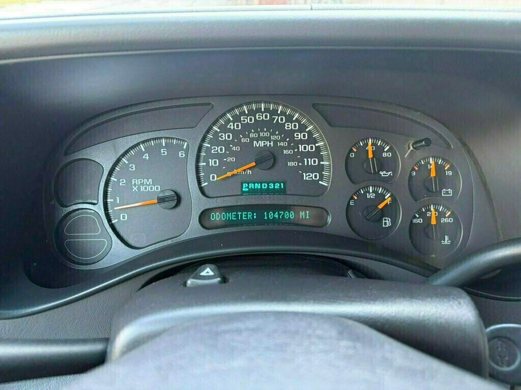 Used 2004 Chevrolet Silverado 1500 4x4 Regular Cab w/ Light Duty Power Package image 11