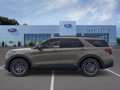 New 2026 Ford Explorer ST-Line w/ ST-Line Street Pack AWD/4WD image 3