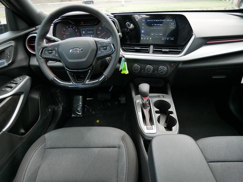 New 2026 Chevrolet Trax RS w/ Sunroof Package FWD image 14