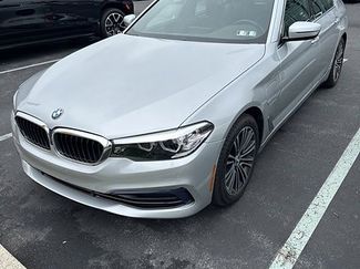 Used 2019 BMW 530e xDrive w/ Convenience Package video 1