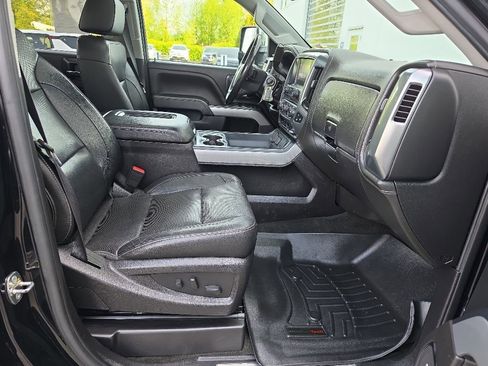 Used 2017 Chevrolet Silverado 3500 LTZ w/ Duramax Plus Package AWD/4WD image 32