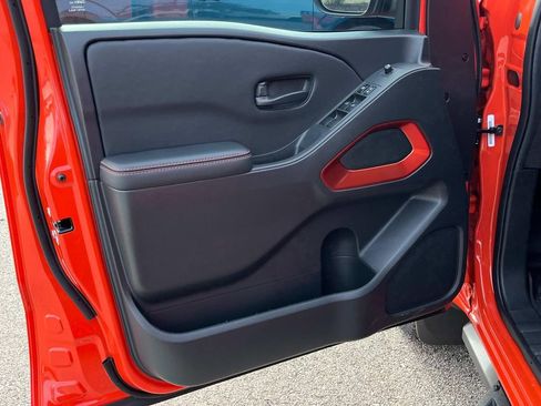 New 2026 Nissan Frontier PRO-4X w/ Pro-4x Convenience Package image 25