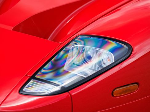 Used 2005 Ford GT RWD image 25