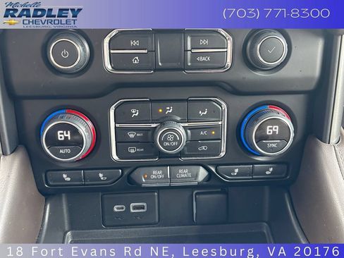 Used 2022 Chevrolet Tahoe LT w/ LT Signature Plus Package AWD/4WD image 23