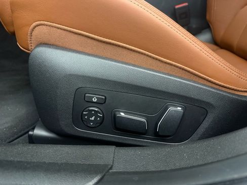 Used 2025 BMW M3 Competition w/ M Carbon Exterior Package image 46