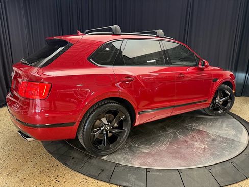 Used 2019 Bentley Bentayga image 8