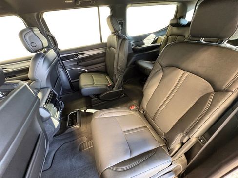 New 2026 Jeep Grand Wagoneer Limited AWD/4WD image 22