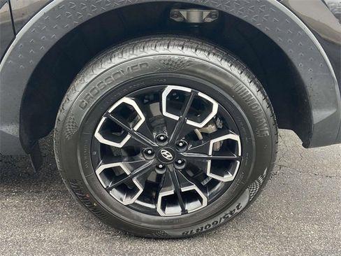 Used 2024 Hyundai Santa Cruz SE image 9