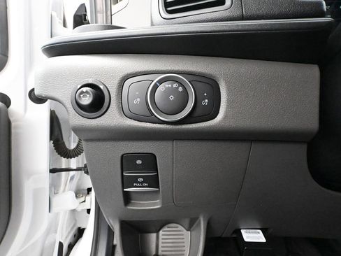 Used 2023 Ford Transit 350 XL image 30