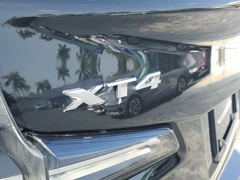 Used 2024 Cadillac XT4 Sport FWD image 8