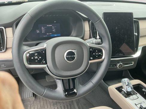 New 2026 Volvo XC90 B6 Plus w/ Protection Package Premier AWD/4WD image 12