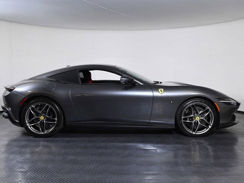 Certified 2022 Ferrari Roma RWD image 10
