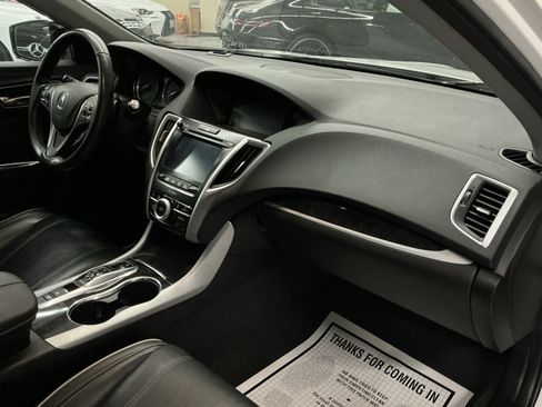 Used 2020 Acura TLX 3.5L Technology Pkg image 11