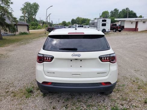 Used 2018 Jeep Compass Sport w/ Cold Weather Group AWD/4WD image 4
