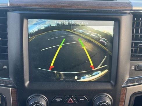 Used 2018 RAM 1500 Laramie w/ Convenience Group image 23