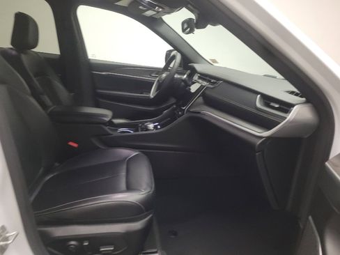 Used 2024 Jeep Grand Cherokee Limited 4xe AWD/4WD image 21
