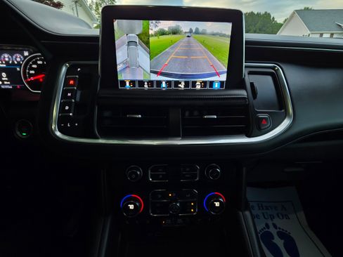 Used 2021 Chevrolet Suburban High Country AWD/4WD image 15