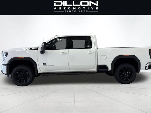 Used 2024 GMC Sierra 2500 AT4 w/ Max Trailering Package AWD/4WD image 7
