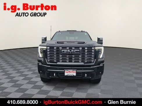 Used 2025 GMC Sierra 2500 Denali Ultimate AWD/4WD image 2