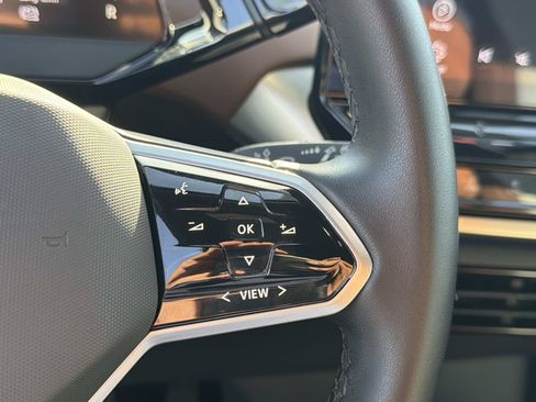 Certified 2023 Volkswagen ID.4 Pro RWD image 19