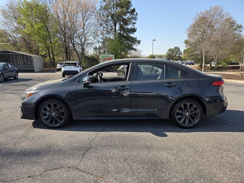 Certified 2025 Toyota Corolla SE w/ Convenience Package image 8