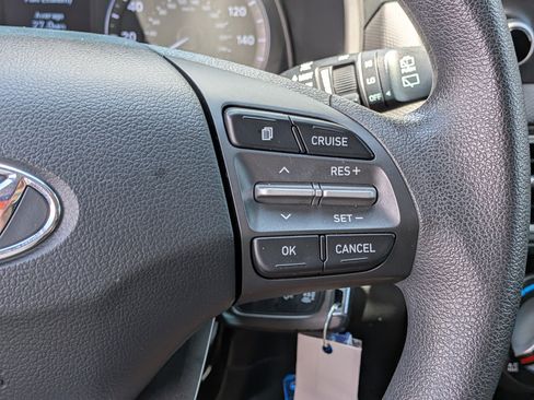 Used 2019 Hyundai Kona SE FWD image 24