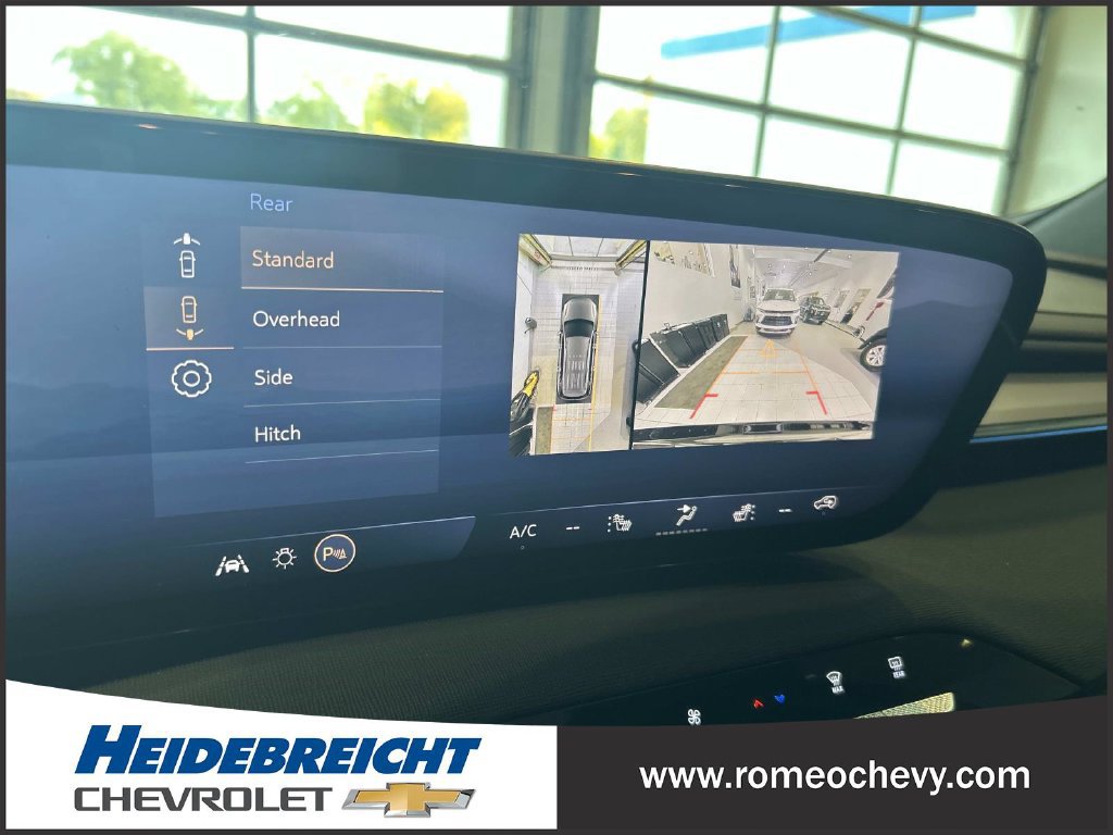 Used 2026 Buick Enclave Sport Touring w/ Power Package FWD image 23