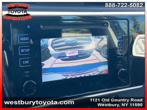 Used 2018 Toyota Corolla SE w/ Carpet Mat Package (TMS) FWD image 34