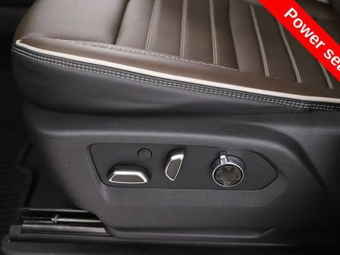 Used 2026 GMC Yukon Denali Ultimate AWD/4WD image 20
