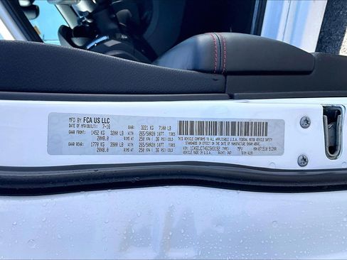 Used 2016 Dodge Durango R/T w/ Trailer Tow Group IV image 7