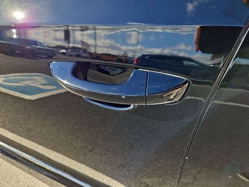 Used 2016 Volkswagen Passat 1.8T SE image 11