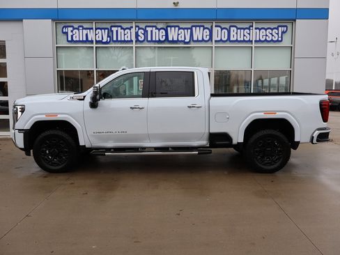 New 2026 GMC Sierra 3500 Denali w/ Denali Reserve Package image 6
