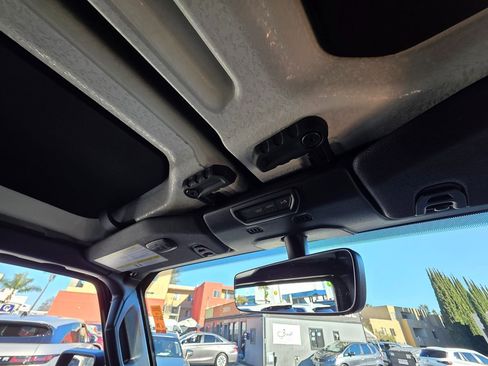 Used 2020 Jeep Wrangler Unlimited Rubicon image 14