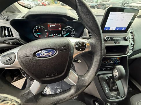Used 2021 Ford Transit Connect XLT FWD image 17