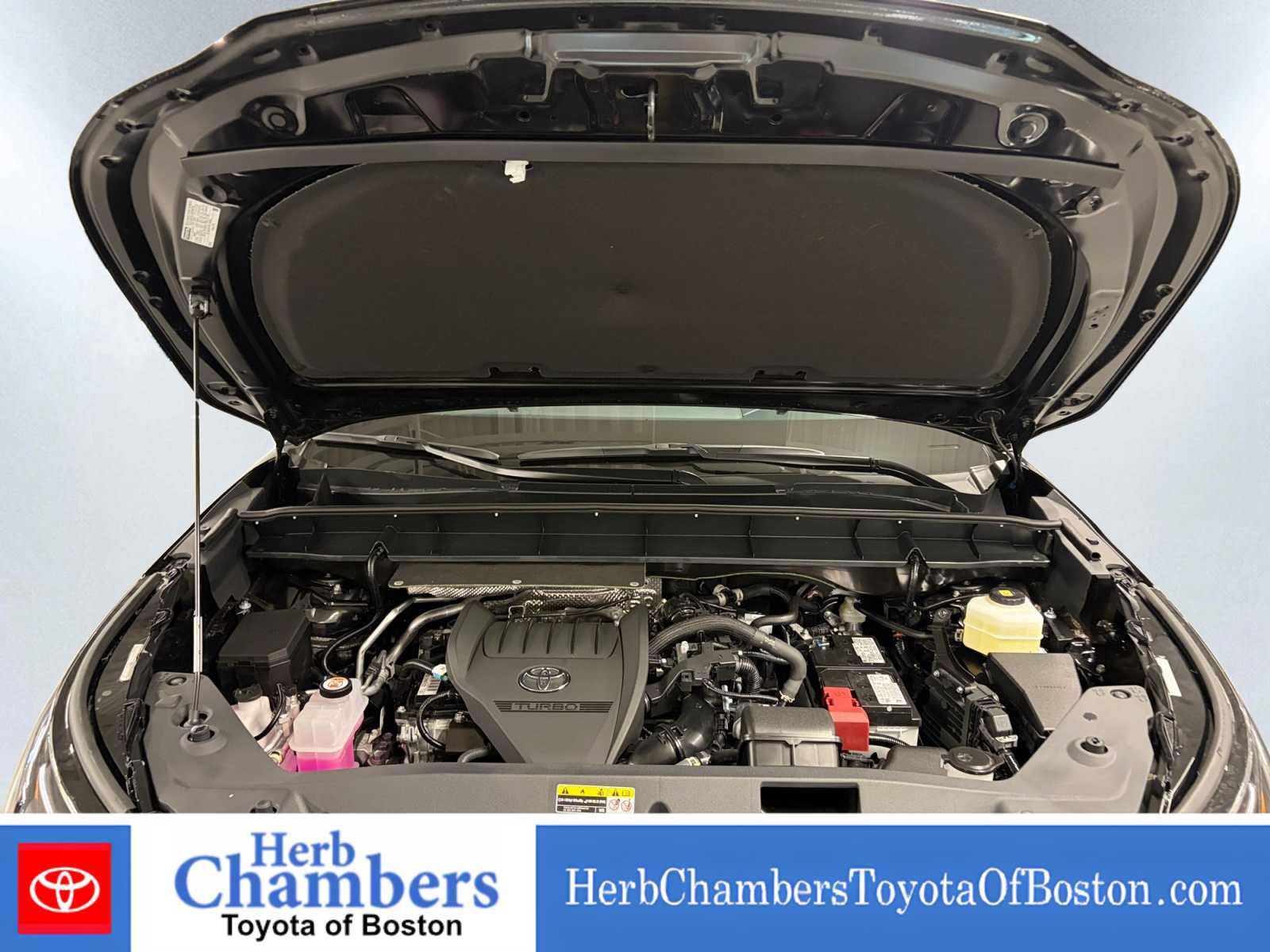 Used 2026 Toyota Highlander XLE AWD/4WD image 8