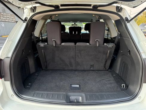 Used 2018 Nissan Pathfinder 4WD image 24