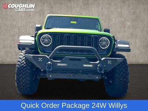 Used 2025 Jeep Wrangler Unlimited Sport AWD/4WD image 3