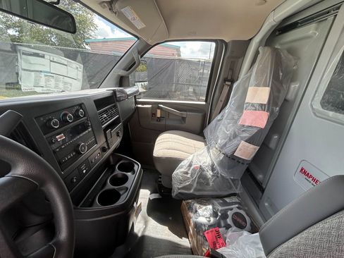 New 2025 GMC Savana 3500 w/ Power Convenience Package image 12
