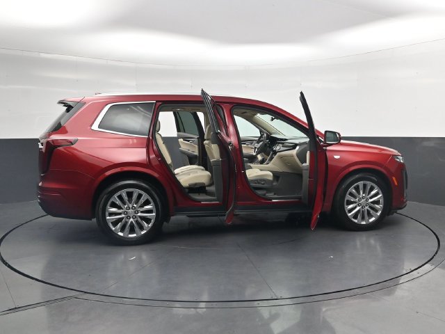 Used 2020 Cadillac XT6 Premium Luxury FWD image 41
