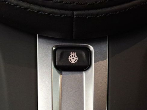 Used 2024 BMW X4 xDrive30i w/ Premium Package image 18