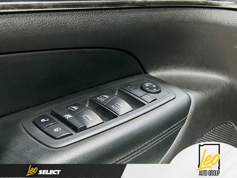 Used 2020 Jeep Grand Cherokee Limited X image 18