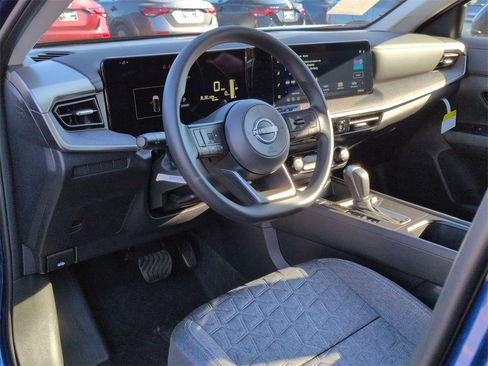 New 2026 Nissan Kicks SV image 9