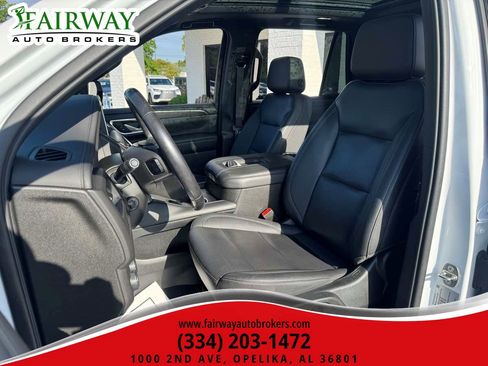 Used 2022 Chevrolet Tahoe Z71 w/ Luxury Package AWD/4WD image 12
