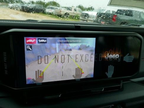 New 2025 Jeep Gladiator Rubicon image 20