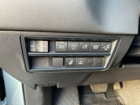 Used 2026 Toyota Tundra Limited image 19