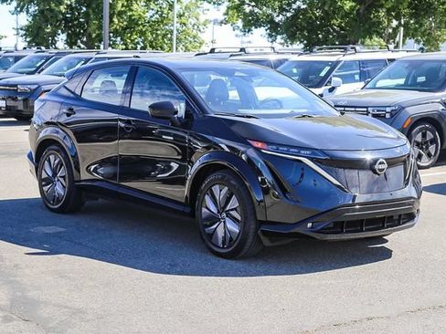 Used 2024 Nissan Ariya AWD image 6