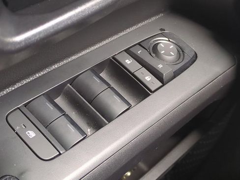 Used 2024 Toyota Tacoma SR5 RWD image 18