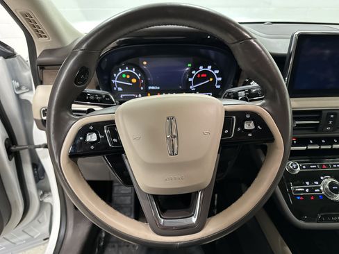 Used 2020 Lincoln Corsair Reserve w/ Equipment Group 201A image 18